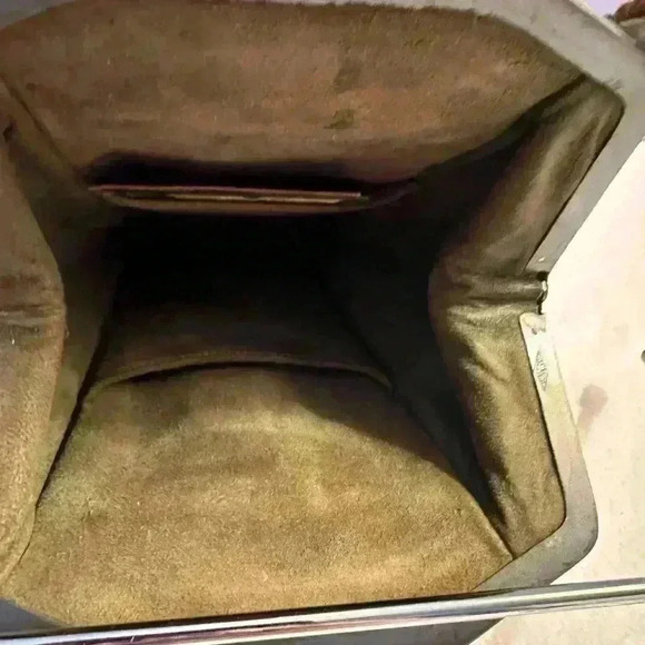 1920s leather embossed design purse. - Picture 5 of 13